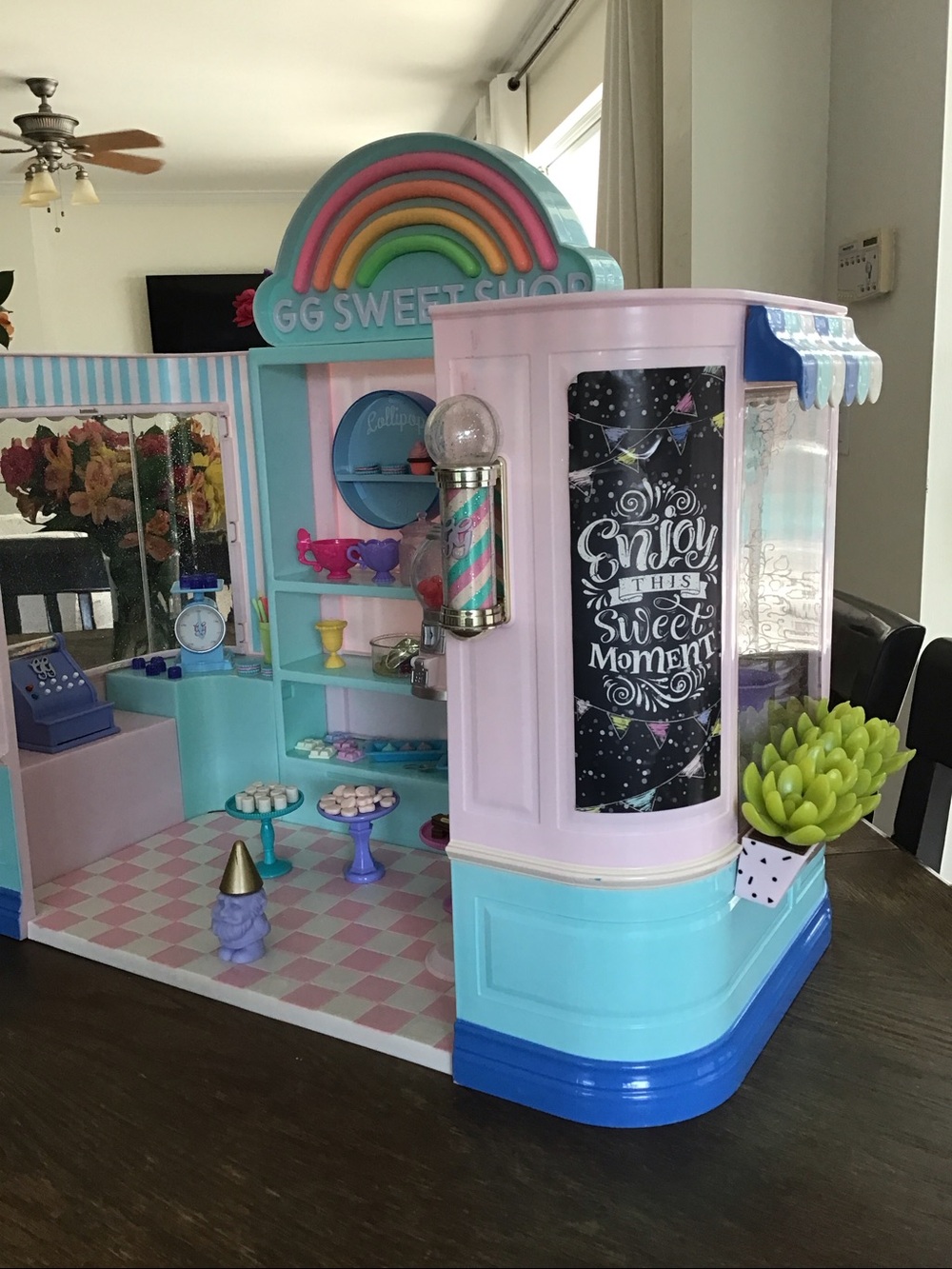 Glitter Girls Sweet Shop Playset - Picture 15 of 16